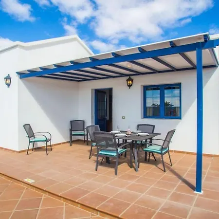 Tamia & Atlantico Marina Rubicon فيلة