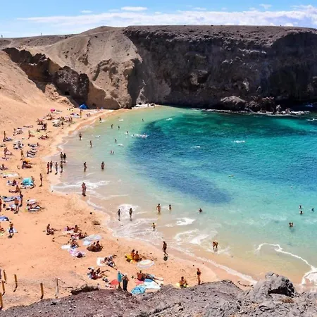 Tamia & Atlantico Marina Rubicon فيلة بلايا بلانكا