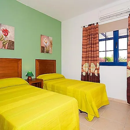 Tamia & Atlantico Marina Rubicon فيلة