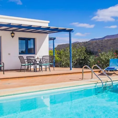 Villa Tamia & Atlantico Marina Rubicon *